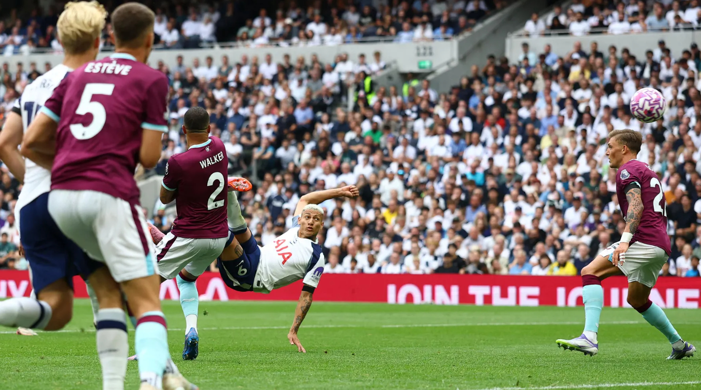 TOTTENHAM - BURNLEY 3:0