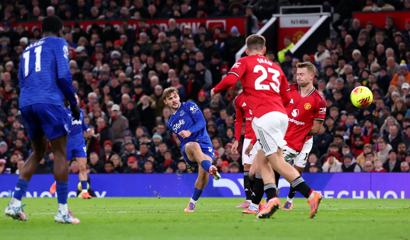 MAN. UTD - EVERTON 0:1