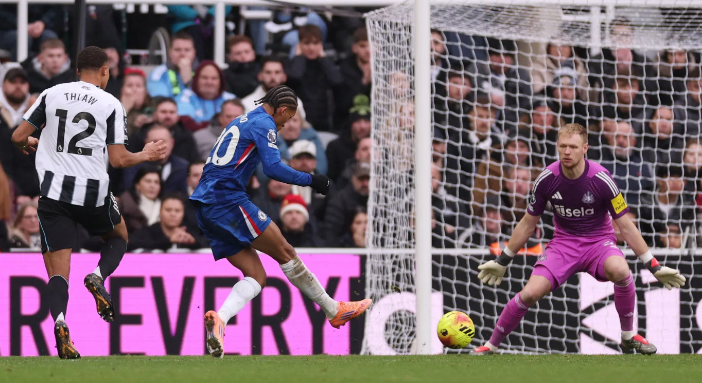 NEWCASTLE - CHELSEA 2:2